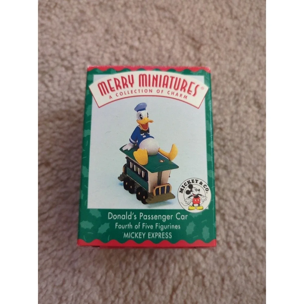 Hallmark‎ Keepsake Ornament 1998 Merry Miniatures Donald's Passenger Car Disney